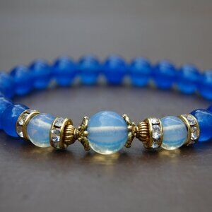 Blue Agate Bracelet,Blue Agate and Opal Beads,Blue Bracelet,8mm Beads